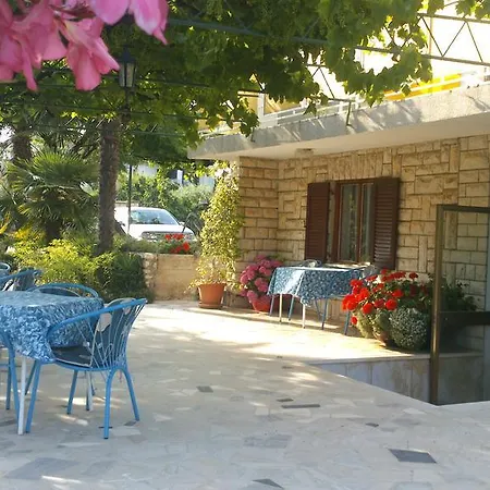 Bed & Breakfast Pansion Margerita Porec